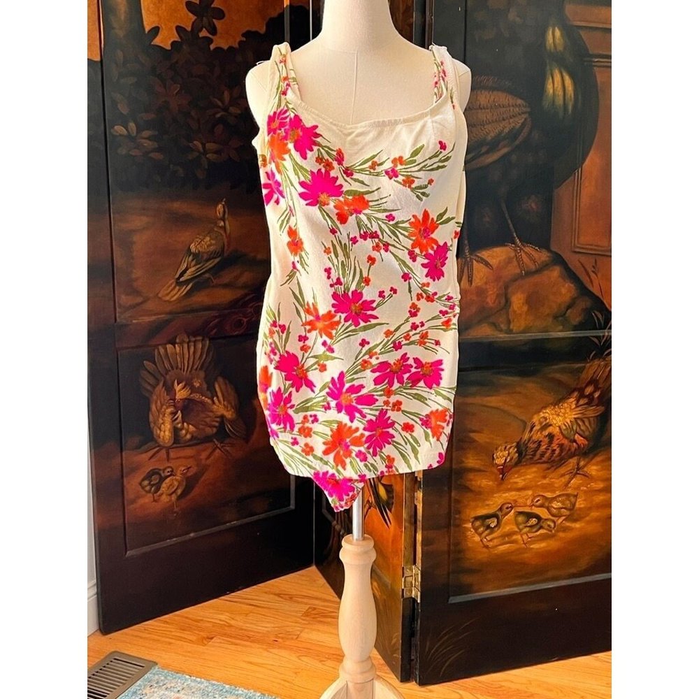 Darlene Bathing Suit Vintage 1960s Gorgeous Fuschia Colored Flowers Size 15/16